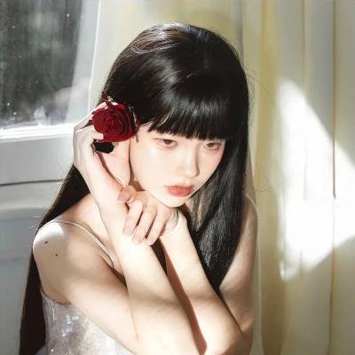 我被双胞胎美女抢着结婚